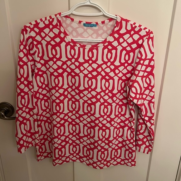 J. McLaughlin Pink and White Geometric Top - Picture 1 of 8